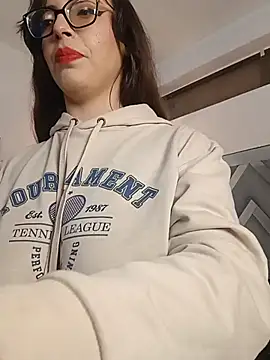 Rossi_ss1 – Naživo XXX chat