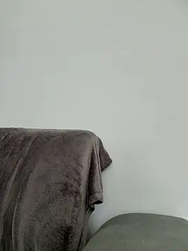 RiriRoseeyのライブXXXチャット