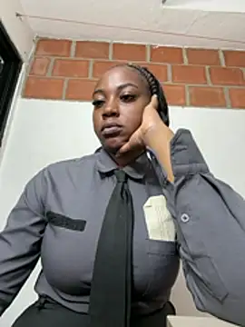 CiaraEbony live XXX chat