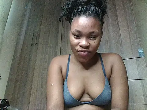 Živý XXX chat Juicyy_afriq