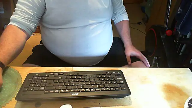 XXX chat uživo modela Owned_drone