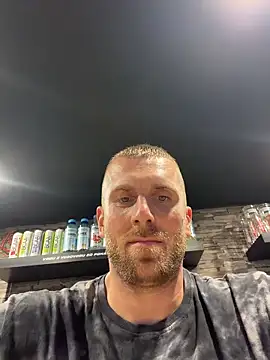 Johnytrain Live XXX Chat