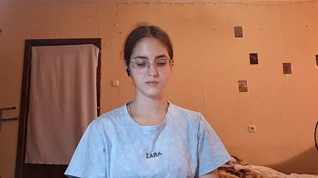 Katelemon Live XXX-Chat