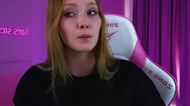 AgataFoxley Chat XXX in diretta