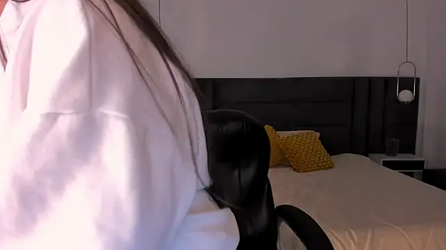 AmyRosse_X Adlı Modelin Canlı XXX Sohbeti