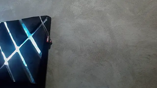 Larry-n-clouds' Live XXX Chat