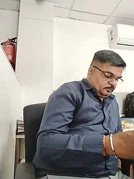 צ'אט XXX בשידור חי של Desi_Gujju_Boy