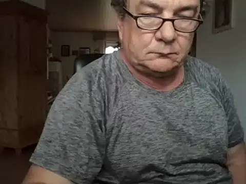 Nobbie444n Live XXX chat