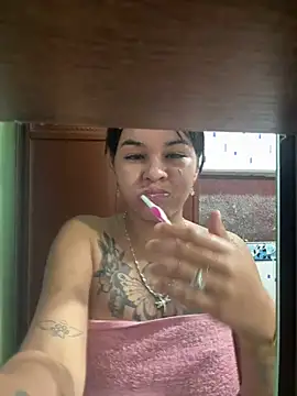 Czat XXX na żywo – KattalellaGomez