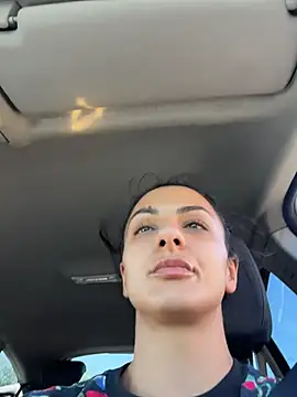 Sinnmara's Live XXX Chat