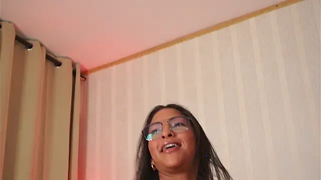 GabyRios Adlı Modelin Canlı XXX Sohbeti