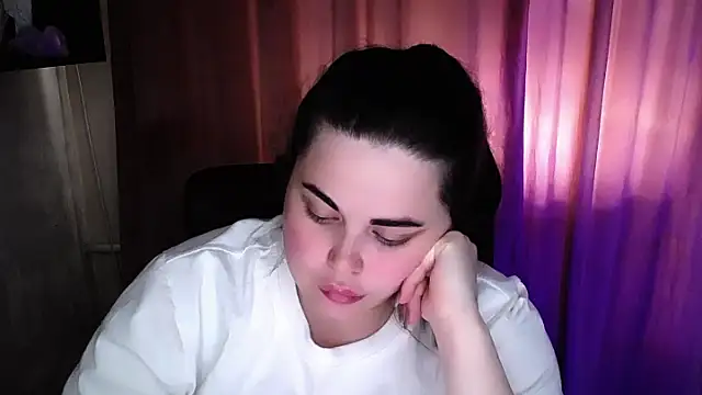 Emily_Mon Live XXX chat