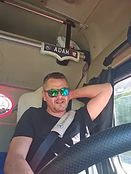 XXX chat uživo modela adas-