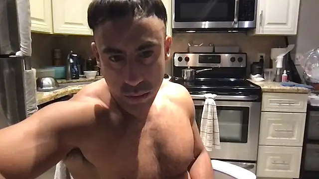 Chatroom XXX en direct de BigGuyMuscle