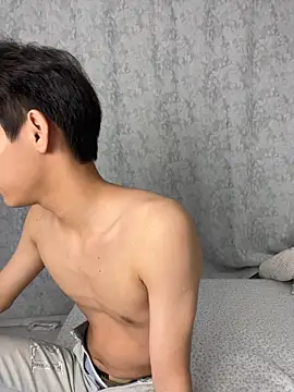 guoguo18 লাইভ XXX চ্যাট