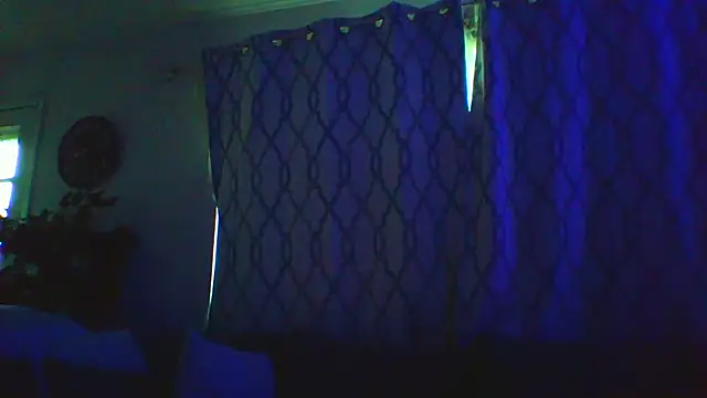 LINYguy's Live XXX Chat