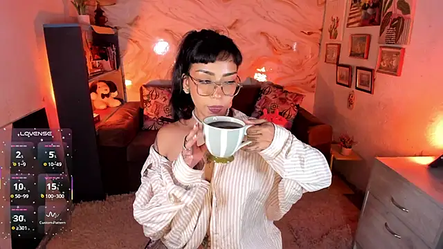 Chat XXX ao vivo de MilaThorne
