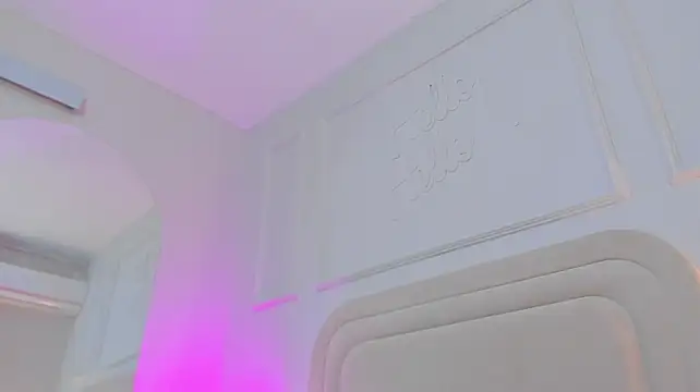 Kaylachannell 现场XXX聊天