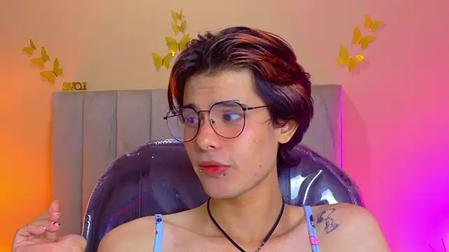 Derek_Sinn's Live XXX Chat