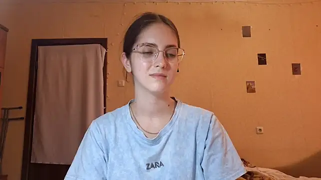Katelemon – Naživo XXX chat