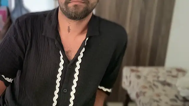 Mr_Raje: απευθείας συνομιλία ΧΧΧ