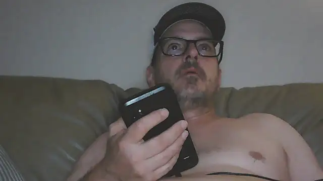 Chat +18 de BronzeLeaf247 ao vivo