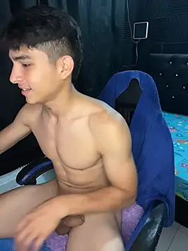 nic_2005 Live XXX Chat