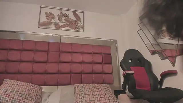 XXX chat uživo modela BonnieCute_