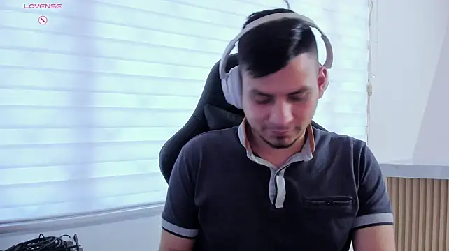 Rick_Adams 现场XXX聊天