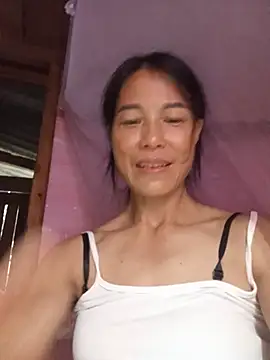Lily-ly's Live XXX Chat