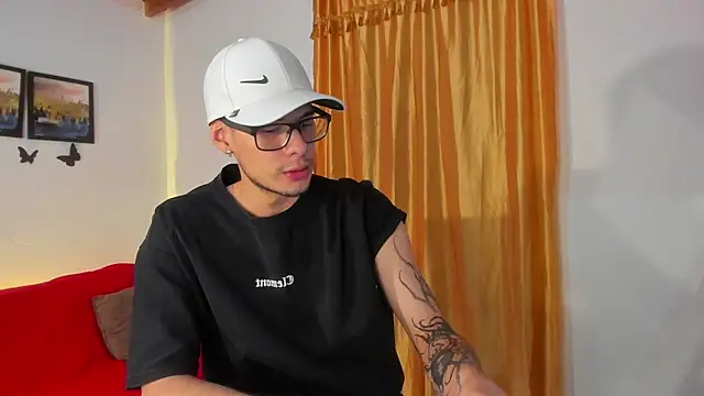 Chatroom XXX en direct de Vlad__night