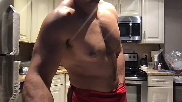 دردشة BigGuyMuscle الجنسية المباشرة