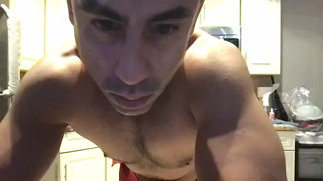 BigGuyMuscle Chat XXX in diretta