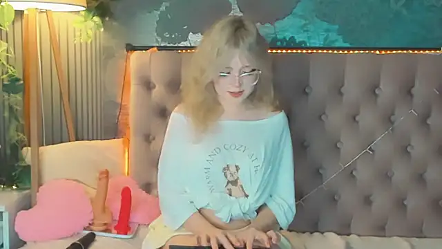 Živý XXX chat EmilyAngells