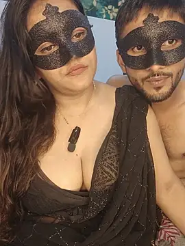 Chatroom XXX en direct de Curvy_Sakhi