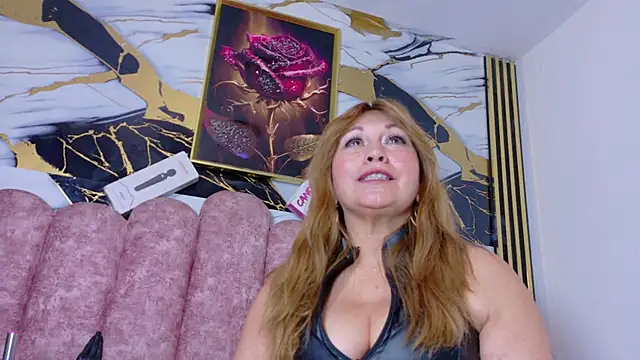 Kazsandraa 라이브 XXX 채팅