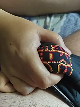 XXX chat uživo modela MadaamJizz_DickLewd