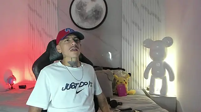 Онлайн чат XXX Dante_CruzJS