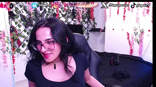 khloe_srr's Live XXX Chat