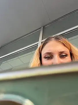 Chat XXX en directo de AdelRich