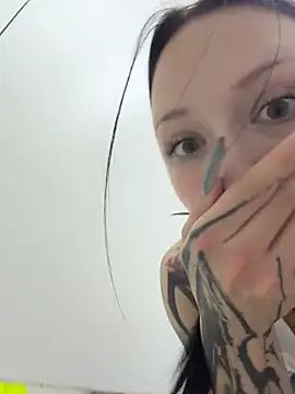 Chatroom XXX en direct de EliteBitch