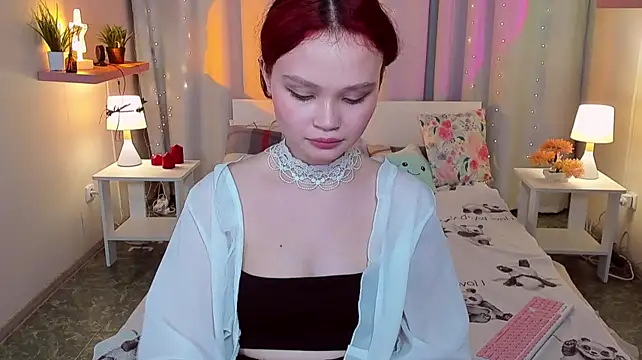 EmilyChaves 现场XXX聊天