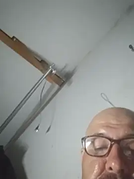DickNasty6908 现场XXX聊天