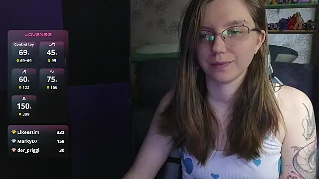 Chat +18 de scarlettsrose ao vivo