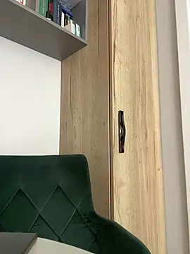 Ms-Lust1-'s Live XXX Chat
