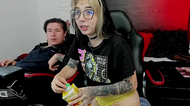 Chat XXX ao vivo de inkedsinners_
