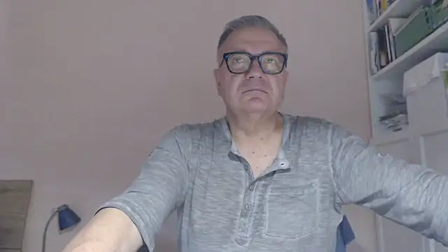 YOU6me Chat XXX live
