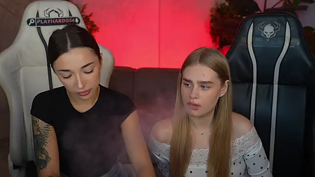 צ'אט XXX בשידור חי של Jasmine_Flow