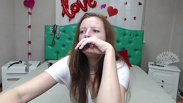 MeganPirs Adlı Modelin Canlı XXX Sohbeti