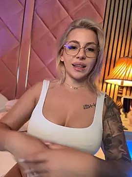 IveySin's Live XXX Chat
